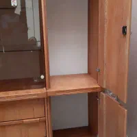 کمد ویترین دار