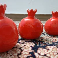 مجسمه انار سفالی گاریچوبی