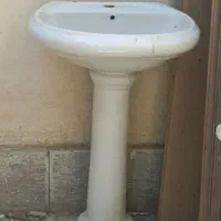 سنگ روشویی سالم و وسایل دیگه خاص