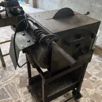 دستگاه برش آلومنیوم