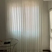 پرده اتاق خواب و درب بالکن