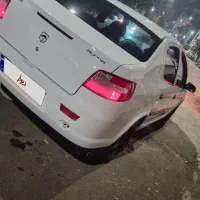 رانا ۹۸درحد خشک|خودرو سواری و وانت|رشت, جهاد|دیوار