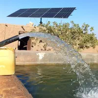 پمپ اب خورشیدی برق خورشیدی