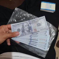 دلار تزئینی