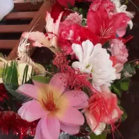 فروش یکجای ۶ استند و گلدان پر از گل زیبای مصنوعی|گل مصنوعی|تهران, قیام|دیوار