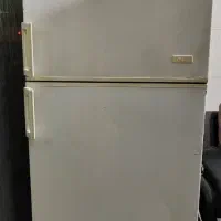 یخچال آزمایش