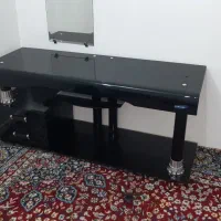 میز تلویزیون شیشه ای