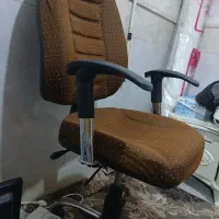 صندلی گردان با قابلیت تنظیم ارتفاع|مبلمان اداری|قم, شاه ابراهیم|دیوار