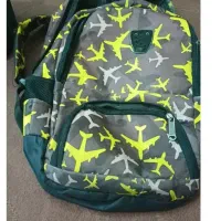 تعداد کیف مخصوص مهد ویدونه کیف پسرونه سالم کافشن|کفش و لباس بچه|یزد, |دیوار