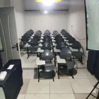 صندلی دانشجویی