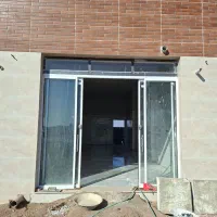 یک باب مغازه تجاری