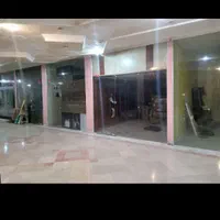مغازه فروشی داخل پاساژ بومهن