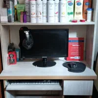 میز کامپیوتر و تحریر