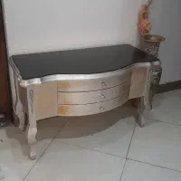 کنسول رنگ بژ