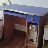 میز کامپیوتر و تحریر