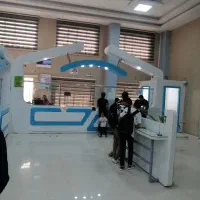 کارمند دفتری اپراتور فروش تلفنی