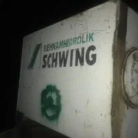 پمپ بتن تمیز آماده بکار