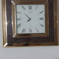 ساعت دیواری