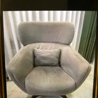 دوعدد مبل راحتی تک نفره