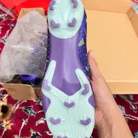 کفش فوتبال New Balance استوک‌دار نو  سایز ۴۴-۴۳|کیف، کفش، کمربند|اهواز, شریعتی جنوبی|دیوار