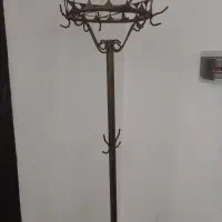 یک عدد جالباسی