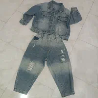 کت شلوار لی سایز از شش سال تا تقریباً هشت سال