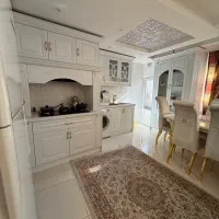 ۸۲ متری فول امکانات بهترین لوکیشن