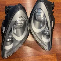 یک جفت چراغ جلو فایریک پورشه کاین