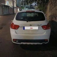 کوئیک سفید ۱۴۰۳ s