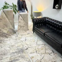 فرش رگه دار سنگی زمینه کرم طوسی|فرش|تهران, عبدل‌آباد|دیوار