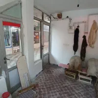 یک باب مغازه در پاساژ ولیعصر بالاتر از بانک رفاه|فروش مغازه و غرفه|گرمی, |دیوار