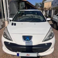 پژو 207 مدل 402 پانوراما دنده  در حد درجه یک