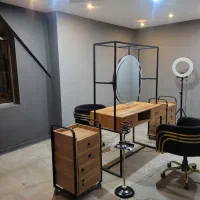 میز آینه ی سالنی و صندلی