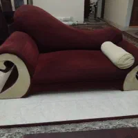 مبل ۶ نفره به همراه میز وسط