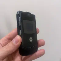 گوشی موتورولا v3 و v3i