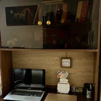 میز کامپیوتر شیک و کاربردی