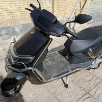 موتوربرقی|موتورسیکلت|شیراز, محراب|دیوار