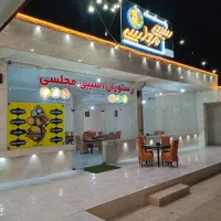 سراشپز کباب زن یا تخت کار صبح تا ظهر