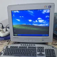 کامپیوتر با لوازم کامل