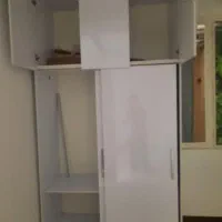 کمد لباس جادار و عمیق و نو بادرب ریلی با نصف قیمت|جاکفشی، کمد، دراور|تهران, سردارجنگل|دیوار