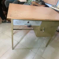 میز معلم و صندلی