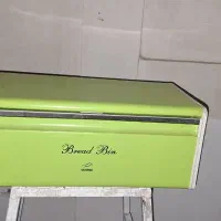 جا نون اورانوس نگهداری ظروف پلاستیکی