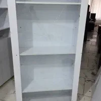 ویترینی مغازه و  دکوری  منزل  و کتابخانه