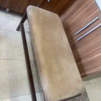 صندلی ونیمکت