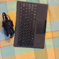 شارژر سرفیس ۶ و کیبورد سرفیس ۶  معیوب