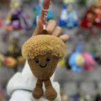 جاسوئیچی بلوط