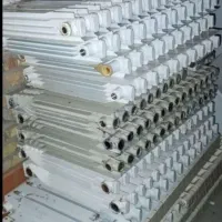 (خرید) فروش رادیاتور شوفاژ کارکرده سوراخ