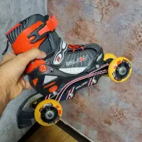 اسکیت برند گلکسی در حد نو|دوچرخه، اسکیت، اسکوتر|تهران, اسکندری|دیوار