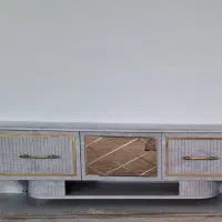 میزتلویزیون