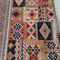 دوتا عدد پادری  یک قالیچه